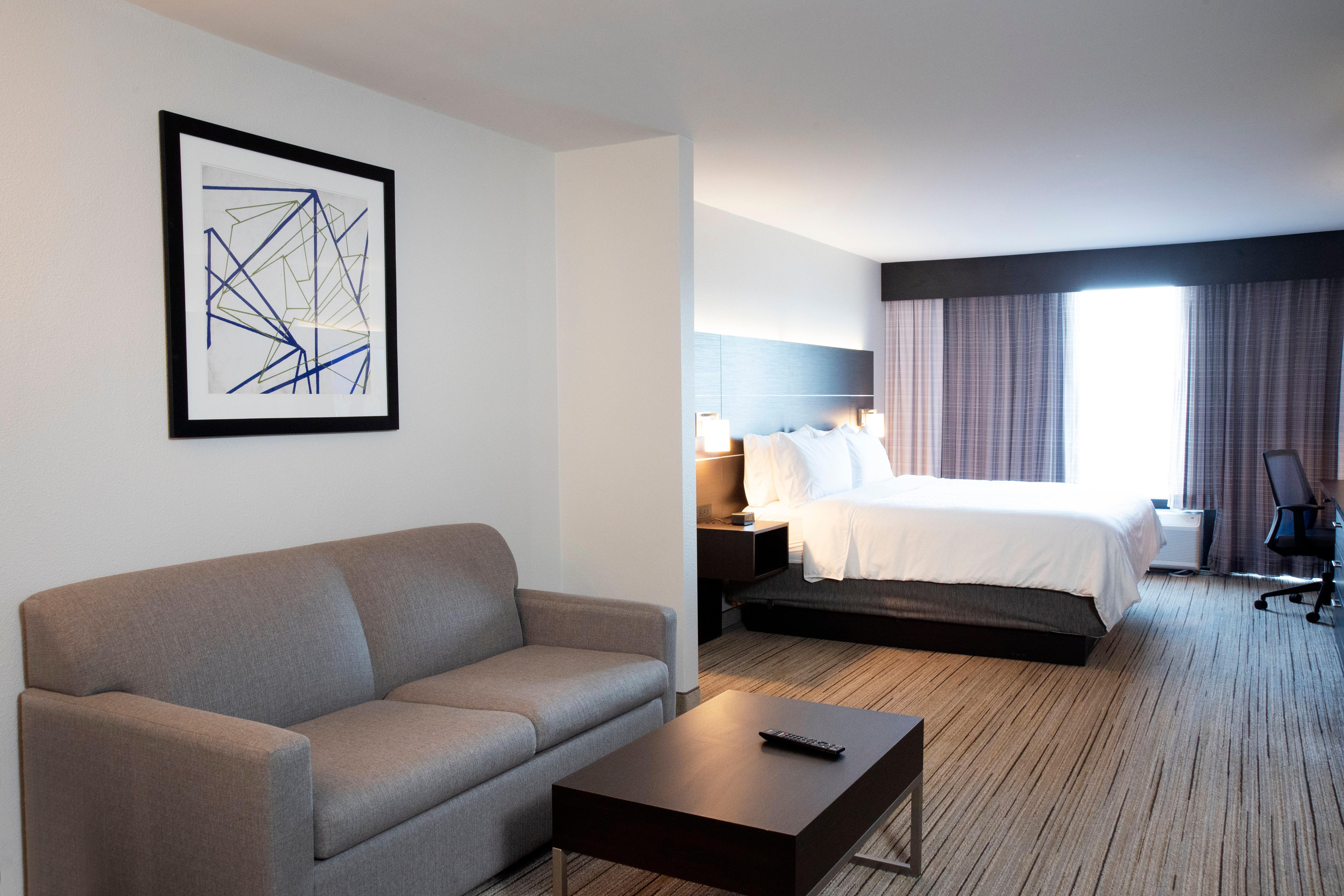 Holiday Inn Express Hotel & Suites Chester By Ihg Exterior foto